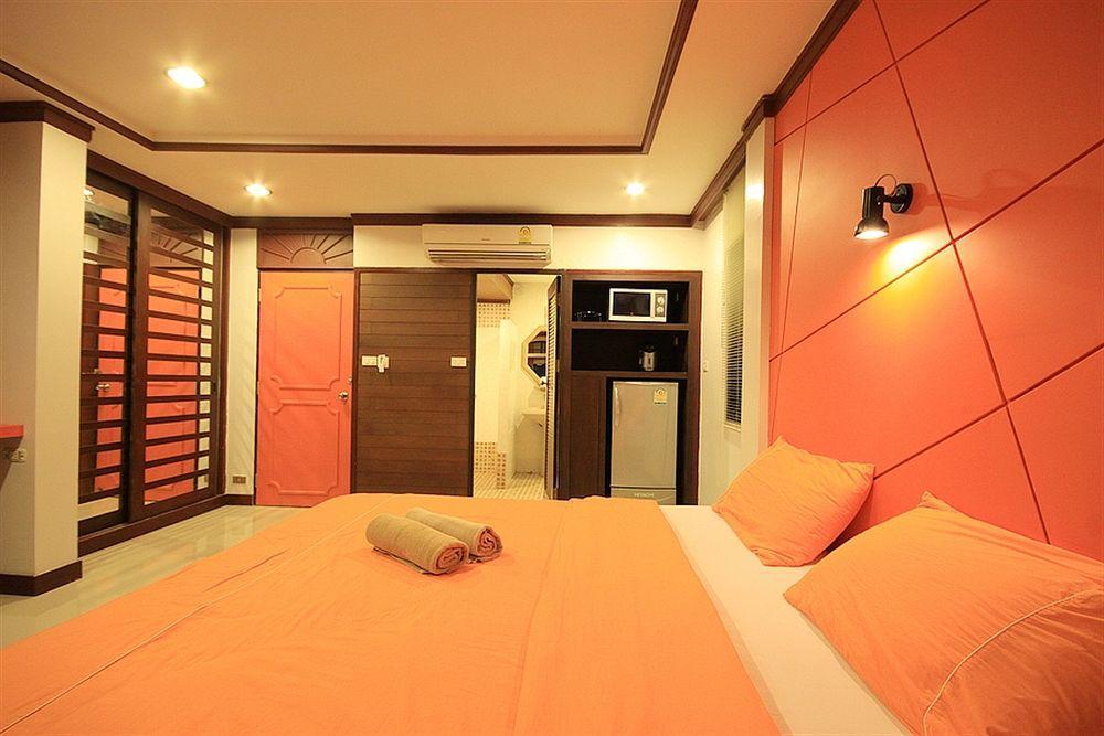 The Palm Delight Lodge Bãi biển Jomtien Ngoại thất bức ảnh