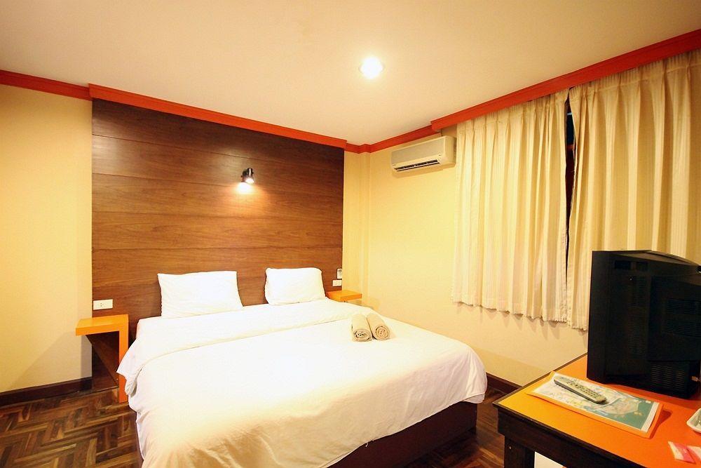 The Palm Delight Lodge Bãi biển Jomtien Ngoại thất bức ảnh
