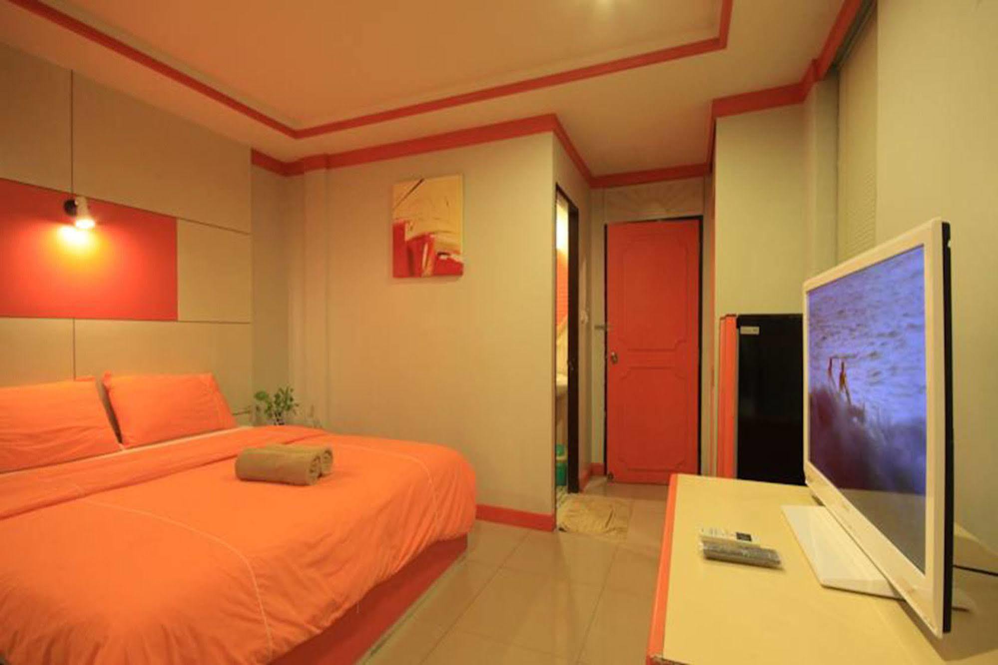 The Palm Delight Lodge Bãi biển Jomtien Ngoại thất bức ảnh