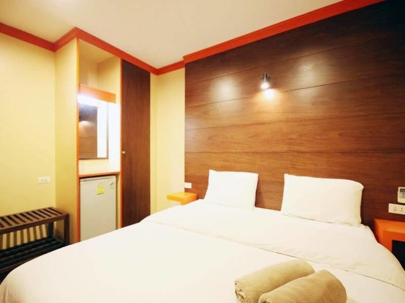 The Palm Delight Lodge Bãi biển Jomtien Ngoại thất bức ảnh