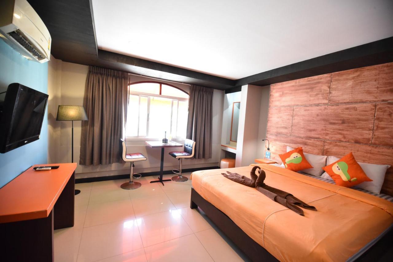 The Palm Delight Lodge Bãi biển Jomtien Ngoại thất bức ảnh