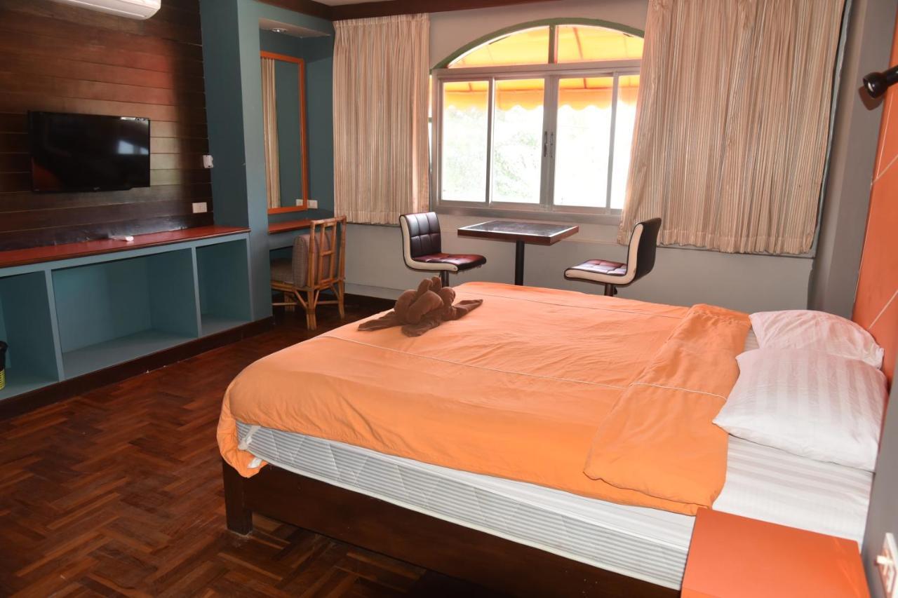 The Palm Delight Lodge Bãi biển Jomtien Ngoại thất bức ảnh
